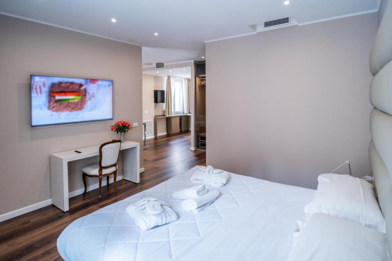 Hotel Globo Suite-Correnti Hotels Sanremo Luaran gambar