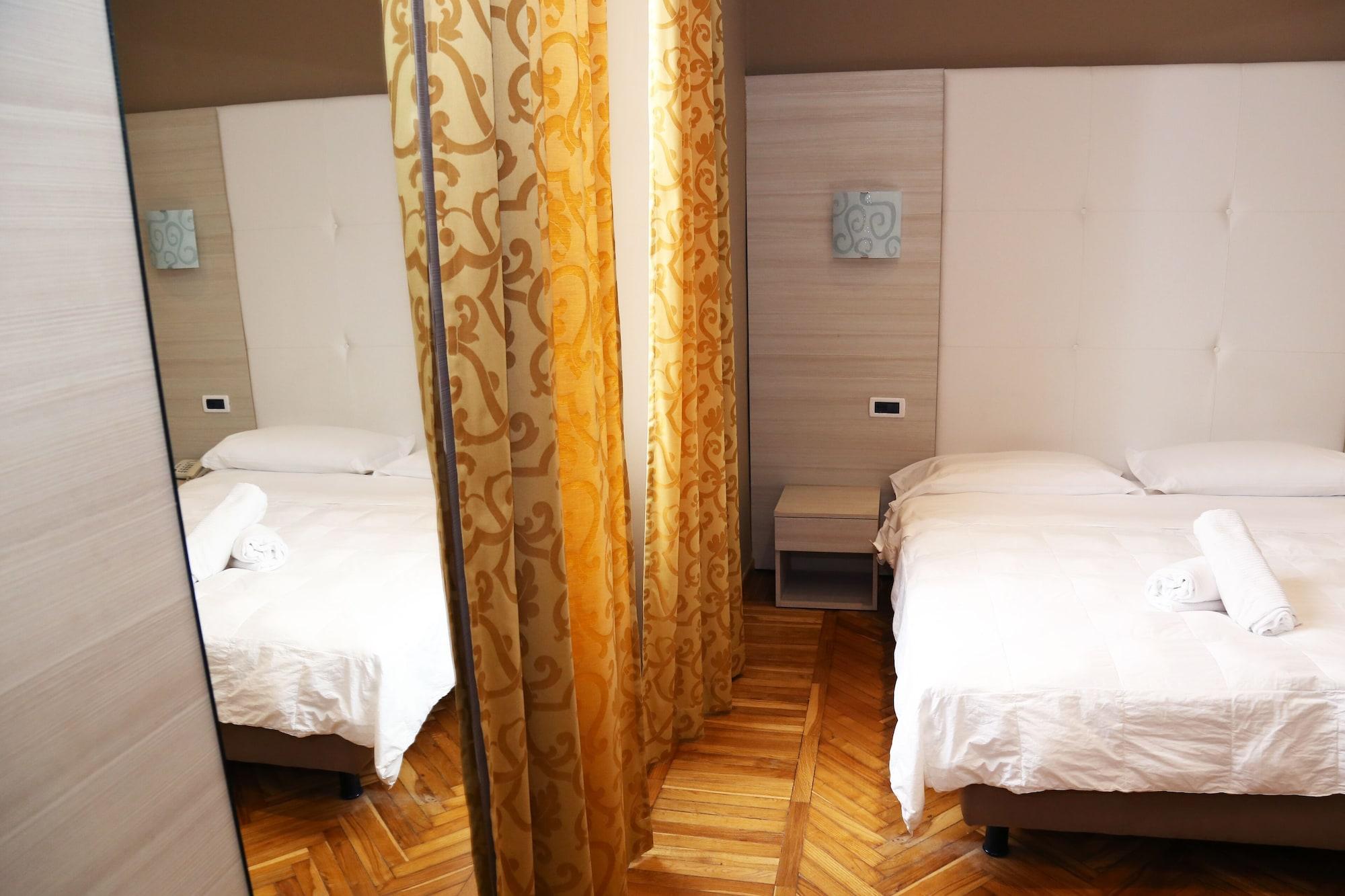 Hotel Globo Suite-Correnti Hotels Sanremo Luaran gambar